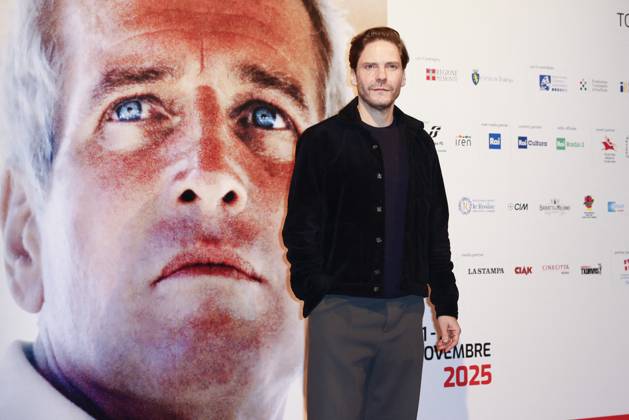 43 Turin Film Festival - Photocall TURIN, ITALY - NOVEMBER 22: Daniel Bruehl poses at the photocall of Stella della Mole Award during the 43rd Torino Film Festival 2025 at Teatro Regio on November 22, 2025 in Turin, Italy. Photo Marco Piovanotto Abacapress.com  Copyright: xPiovanottoxMarco ABACAx