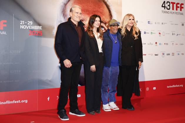 43 Turin Film Festival - Photocall TURIN, ITALY - NOVEMBER 22: Dolph Lundgren, Spike Lee, Elisa Giordano, Tiziana Rocca pose at the photocall of Stella della Mole Award during the 43rd Torino Film Festival 2025 at Teatro Regio on November 22, 2025 in Turin, Italy. Photo Marco Piovanotto Abacapress.com  Copyright: xPiovanottoxMarco ABACAx