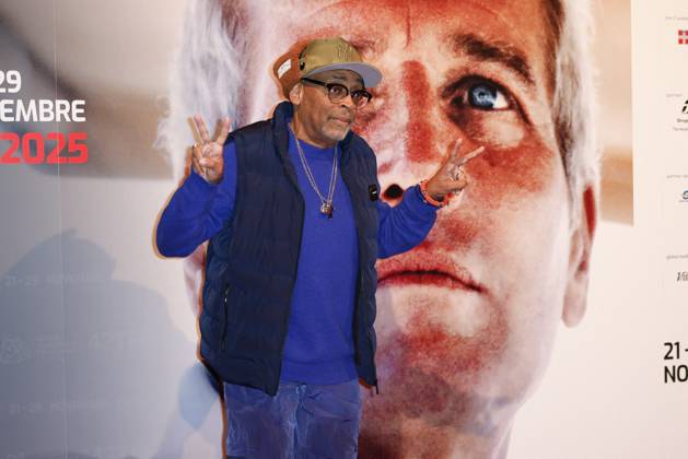 43 Turin Film Festival - Photocall TURIN, ITALY - NOVEMBER 22: Spike Lee poses at the photocall of Stella della Mole Award during the 43rd Torino Film Festival 2025 at Teatro Regio on November 22, 2025 in Turin, Italy. Photo Marco Piovanotto Abacapress.com  Copyright: xPiovanottoxMarco ABACAx