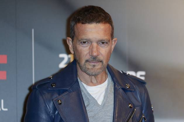 43 Turin Film Festival - Antonio Banderas at Stella della Mole Award’s photocall TURIN, ITALY - NOVEMBER 22: Antonio Banderas poses at the photocall of Stella della Mole Award during the 43rd Torino Film Festival 2025 at Teatro Regio on November 22, 2025 in Turin, Italy. Photo Marco Piovanotto Abacapress.com  Copyright: xPiovanottoxMarco ABACAx