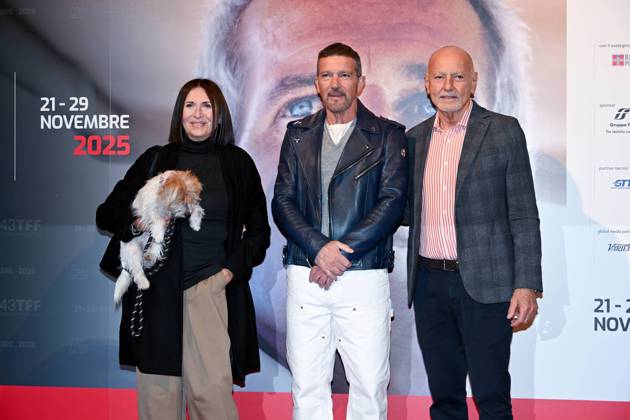 43rd Turin Film Festival 2025, Day 1 - Photocall. Pictured: Antonio Banderas, Enzo Ghigo  Copyright: xMaurizioxD Avanzox xipa-agency.netx xDxAvanzo xMangiarottix IPA_Agency_IPA68247061