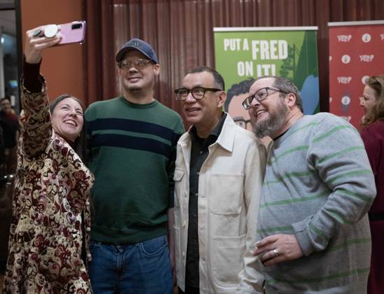 November 23, 2025, Dallas, Texas, USA : FRED ARMISEN meeting with fans in the reception area Dallas USA - ZUMAm147 20251123_zap_m147_009 Copyright: xHossxMcBainx