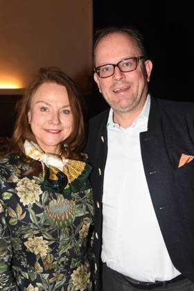 Ulrike Grimm Stadtraetin Manuel Pretzl Stadtrat Muenchen 23.11.2025 Wirtshaus am Schlachthof -Narrhalla -Sigi Sommer Taler Kunst-Kabarettpreis Verleihung 2025 Foto Bernd Lindenthaler Muenchen