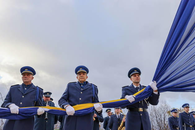 Bosnia and Herzegovina marks Statehood Day in Sarajevo SARAJEVO, BOSNIA AND HERZEGOVINA - NOVEMBER 25: National flag of Bosnia and Herzegovina is raised as ceremony held at Mount Hum to mark Statehood Day, the date remembered as the foundation of Bosnia and Herzegovina’s statehood in Sarajevo on November 25, 2025. Elman Omic Anadolu Sarajevo Bosnia and Herzegovina. Editorial use only. Please get in touch for any other usage.  Copyright: x2025xAnadoluxElmanxOmicx