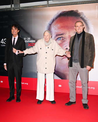 43 Turin Film Festival 2025, Day 4 - Photocall Vanessa Redgrave Star of the Mole In the photo: Vanessa Redgrave, Carlo Gabriel Nero, Giulio Base  Copyright: xManuelexMangiarottix xipa-agency.netx xDxAvanzo Mangiarottix IPA_Agency_IPA68361971