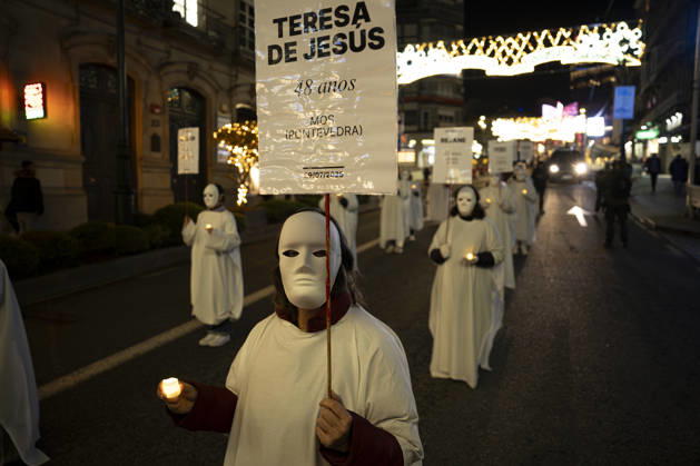 Concentration in Vigo for the 25N Dozens of demonstrators during a concentration for the day of the Elimination of Violence against Women, 25 November 2025, in Vigo, Pontevedra, Galicia Spain In this march involved multiple feminist associations, social groups and the City Council of Vigo, being the city one of the great focal points of mobilization in Galicia this 25N 25 NOVEMBER 2025 GENDER VIOLENCE FEMINISM MARCH MANIFESTATION CONCENTRATION VIOLENCE AGAINST WOMEN MACHISM Adriá Vigo, Pontevedra Galicia Galicia Vigo, Pontevedra Galicia Spain  Copyright: xAdrianxIragox 7126069