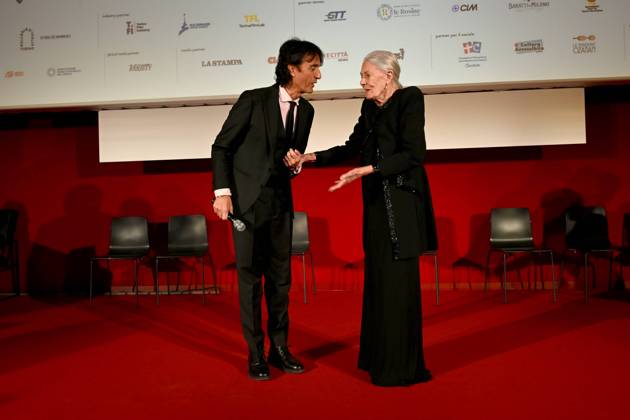 43rd Turin Film Festival 2025, Day 4 - Mole Stars Award to Vanessa Redgrave. Pictured: Giulio Base, Vanessa Redgrave  Copyright: xMaurizioxD Avanzox xipa-agency.netx xDxAvanzo Mangiarottix IPA_Agency_IPA68381528