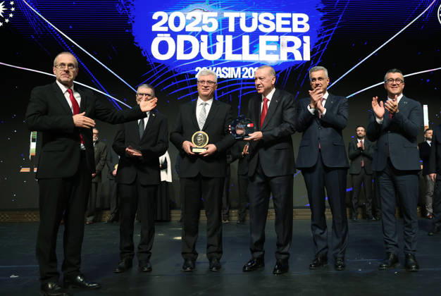 Turkish President Recep Tayyip Erdogan ANKARA, TURKIYE - NOVEMBER 26: (----EDITORIAL USE ONLY - MANDATORY CREDIT - TURKISH PRESIDENCY MURAT KULA HANDOUT - NO MARKETING NO ADVERTISING CAMPAIGNS - DISTRIBUTED AS A SERVICE TO CLIENTS----) Turkish President Recep Tayyip Erdogan attends the 11th Turkish Medical World Congress and TUSEB Aziz Sancar Science, Service and Incentive Awards Ceremony at Bestepe Nation s Convention and Culture Center in Ankara, Turkiye on November 26, 2025. Turkish Minister of Health, Kemal Memisoglu and Turkish scientist and Nobel Prize Laureate in Chemistry Prof. Dr. Aziz Sancar also attended the ceremony. TUR Presidency Murat Kula Handout Anadolu Ankara Turkey. Editorial use only. Please get in touch for  Copyright: x2025xAnadoluxTURxPresidencyx xMuratxKulax xHandoutx