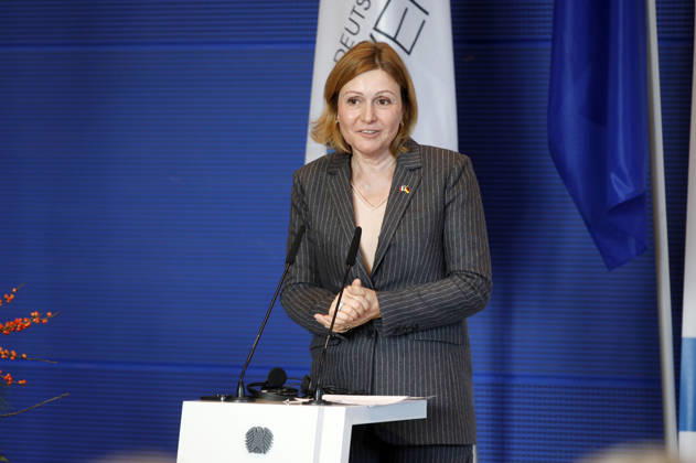 Yael Braun-Pivet bei der Verleihung des Deutsch-Französischen Parlamentspreises 2025 im Reichstagsgebäude. Berlin, 01.12.2025