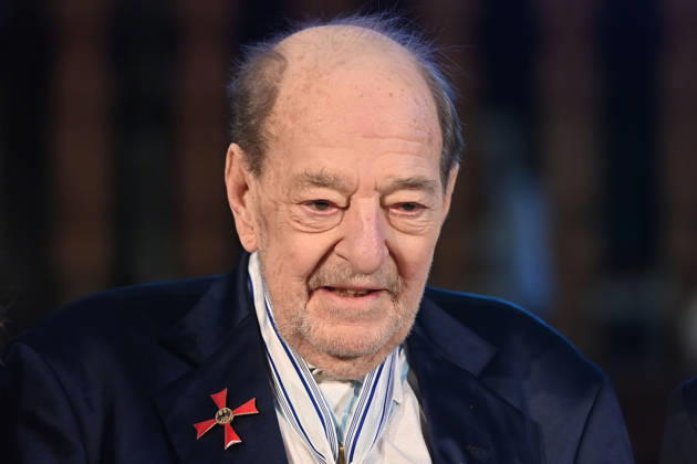 Ralph SIEGEL (Komponist) Einzelbild,angeschnittenes Einzelmotiv,Portraet,Portrait,Porträt. Verleihung Bayerischer Maximiliansorden am 03.12.2025 im Antiquariat der Residenz in Muenchen.