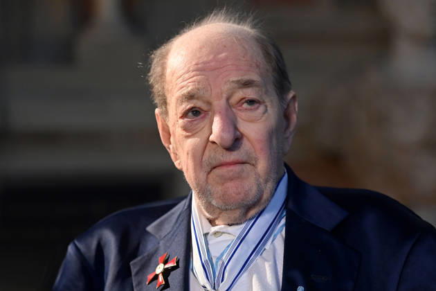 Ralph SIEGEL (Komponist) Einzelbild,angeschnittenes Einzelmotiv,Portraet,Portrait,Porträt. Verleihung Bayerischer Maximiliansorden am 03.12.2025 im Antiquariat der Residenz in Muenchen.