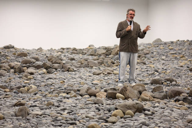 OLAFUR ELIASSON MEDIA PREVIEW, A preview of an exhibition by Icelandic-Danish artist Olafur Eliasson at the Gallery of Modern Art (GOMA), in Brisbane, Friday, December 5, 2025. ( NO ARCHIVING BRISBANE QUEENSLAND AUSTRALIA  Copyright: xJASONxO BRIENx 20251205175927218502