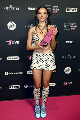 Nina Chuba bei der 26. Verleihung der 1Live Krone 2025 im Lokschuppen. Bielefeld, 04.12.2025