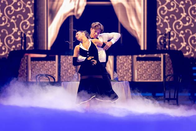 Lets DanceLive - Die Tour 2025 Taliso Engel und Patricija Ionel bei der Lets Dance Live Tour am 04.12.2025 in der SAP Arena Mannheim. Mannheim SAP Arena Baden-Württemberg