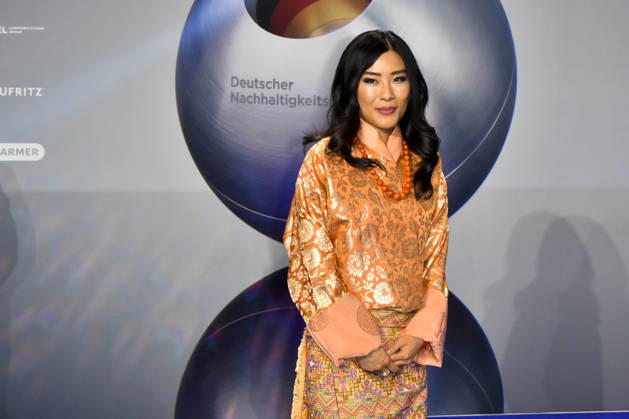 ABBduesseldorf: H.R.H. Princess Dechan Yangzom Wangchuck is the daughter of the fourth King of Bhutan Jigme Singye Wangchuck zu Gast auf dem blauen Teppich bei der 18.Verleihung Deutscher Nachhaltigkeitspreis 2025 im Maritim Hotel am 05.12.2025 NRW Deutschland