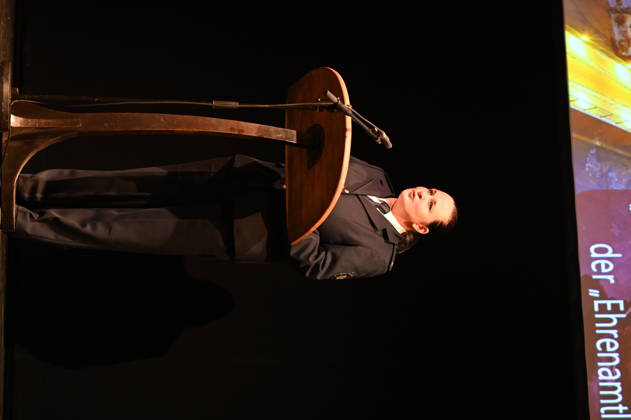 Anja Weigel bei der Feierstunde zur Verleihung des Meridian des Ehrenamtes im Gerhart-Hauptmann-Theater Görlitz. Görlitz, 05.12.2025 Copyright: xMatthiasxWehnertx