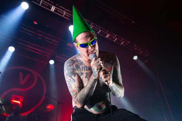 Viagra Boys live in Oslo, Norway Oslo, Norway. 07th, December 2025. The Swedish punk band Viagra Boys performs a live concert at Sentrum Scene in Oslo. Here vocalist Sebastian Murphy is seen live on stage. Norway, Oslo  Copyright: xGonzalesxPhoto Per-OttoxOppix