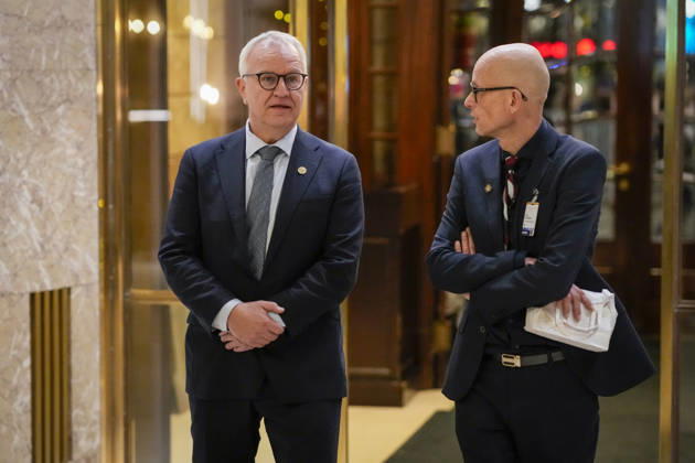 Nobels fredspris 2025 Oslo 20251209. Direktor for Nobelinstituttet Kristian Berg Harpviken og mediasjef Erik Aasheim pa Grand Hotel i Oslo tirsdag ettermiddag. Den venezuelanske opposisjonslederen Maria Corina Machado far prisen for sitt utrettelige arbeid for a sikre demokratiske rettigheter for folket i Venezuela, og for sin kamp for en rettferdig og fredelig overgang fra diktatur til folkestyre. Prisen deles ut under en seremoni i Oslo radhus pa onsdag. Foto: Cornelius Poppe NTB Oslo Norge UrjBXtbW3No EDITORIAL USE ONLY Ref:_POLUrjBXtbW3No.jpg Copyright: xCorneliusxPoppex xNTBx