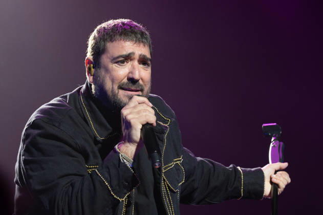 December 10, 2025, Madrid, Spain: Singer Antonio Orozco performs during a concert at the Movistar Arena. Madrid Spain - ZUMAs197 20251210_aaa_s197_332 Copyright: xAtilanoxGarciax
