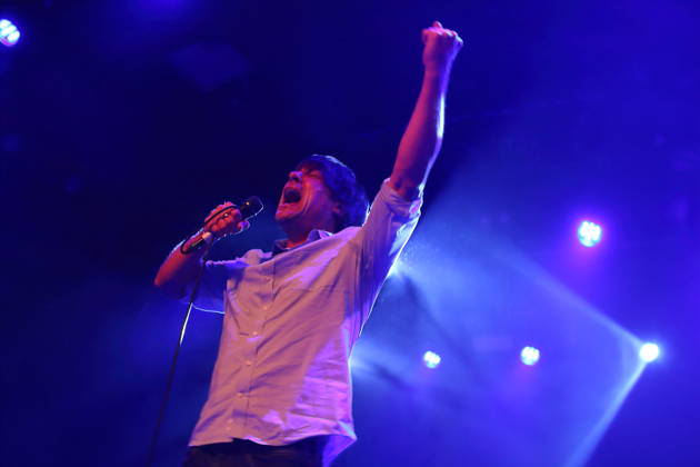 John Maus bei einem Konzert im Astra Kulturhaus in Berlin, 10. Dezember 2025. John Maus Konzert Berlin