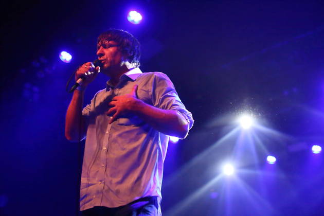 John Maus bei einem Konzert im Astra Kulturhaus in Berlin, 10. Dezember 2025. John Maus Konzert Berlin