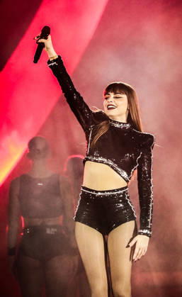 Music Concert - ANNALISA - TORINO The italian singer Annalisa during the concert in Turin during ANNALISA - TORINO, Music Concert in TORINO , Italy, December 13 2025 TORINO INALPI ARENA Italy Copyright: xRenataxRoattinox xLiveMediax LPM_2193865