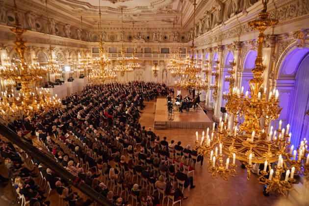 The Spanish Hall of Prague Castle, in Prague, during the Antonin Dvorak Award for 2025 ceremony on December 14, 2025. Mezzo-soprano Magdalena Kozena and her husband, British conductor Simon Rattle, received the Antonin Dvorak Award for 2025 from Czech President Petr Pavel. (CTKxPhoto DorotaxHolubova) CTKPhotoP2025121406864  CTKPhotoP2025121406864