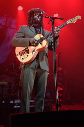 Hak Baker Performs at Koko, London English singer Hak Baker performs at Koko in London, England, UK on Monday 15 December 2025., Credit:Justin Ng Avalon UK, England, London, Koko  Copyright: xJustinxNgx xAvalonx 1059597570