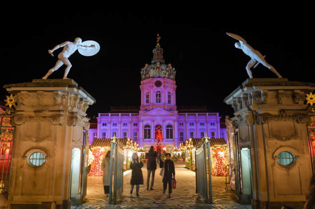 Weihnachtsmarkt am Schloß Charlottenburg, Berlin, Deutschland