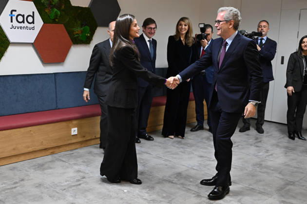 Queen Letizia chairs the meeting of the Board of Trustees of the FAD Youth Foundation Queen Letizia chairs the meeting of the Board of Trustees of the FAD Youth Foundation , on December 16, 2025, in Madrid Spain Dona Letizia, Honorary President of the FAD Youth Foundation , chairs the meeting of the Board of Trustees of the institution, which will address the issue of digital security for youth QUEEN LETIZIA FAD YOUTH 16 DECEMBER 2025 José Madrid Madrid Madrid Espana Copyright: xJosà xOlivax 7172372