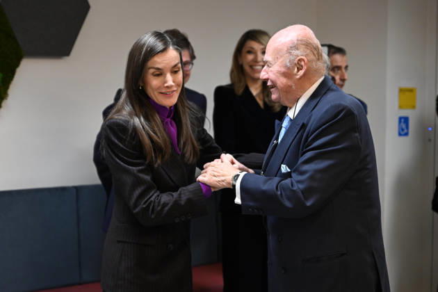 Queen Letizia chairs the meeting of the Board of Trustees of the FAD Youth Foundation Queen Letizia chairs the meeting of the Board of Trustees of the FAD Youth Foundation , on December 16, 2025, in Madrid Spain Dona Letizia, Honorary President of the FAD Youth Foundation , chairs the meeting of the Board of Trustees of the institution, which will address the issue of digital security for youth QUEEN LETIZIA FAD YOUTH 16 DECEMBER 2025 José Madrid Madrid Madrid Espana Copyright: xJosà xOlivax 7172373