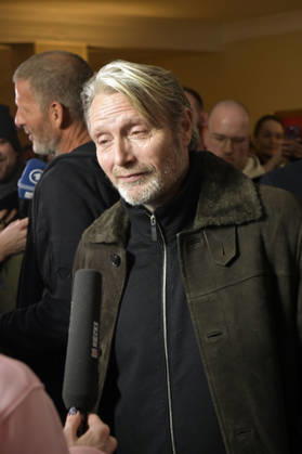 Mads Mikkelsen bei der Premiere des Kinofilms Therapie für Wikinger im Kino im Delphi-Filmpalast. Berlin, 17.12.2025