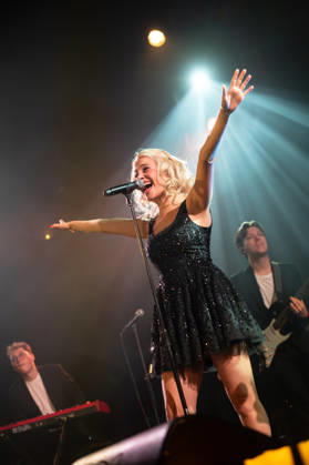 Pixie Lott plays live at Union Chapel for Christmas.  Copyright: xCRISTINAxMASSEIx xipa-agency.netx xx IPA_Agency_IPA69257170