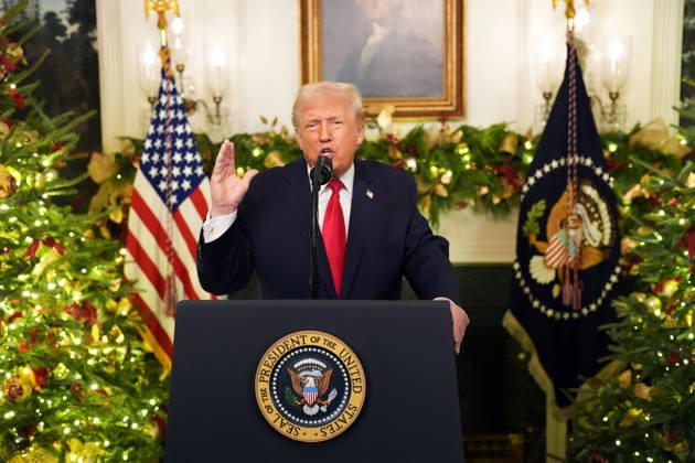 President Donald Trump Delivers An Address To The Nation - DC President Donald Trump delivers an address to the Nation from the Diplomatic Reception Room of the White House, Wednesday, Dec. 17, 2025. (POOL Photo by Doug Mills The New York Times Washington DC  Copyright: xPool ABACAx