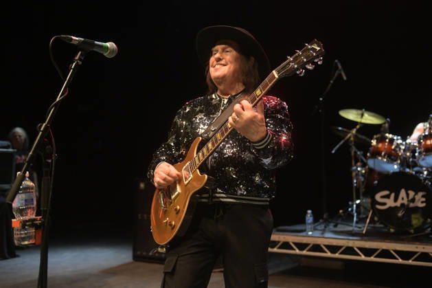 Slade performing at Shepherd™s Bush Empire LONDON, ENGLAND - DECEMBER 17: Dave Hill of ™Slade™ performing at Shepherd™s Bush Empire on December 17, 2025 in London, England. CAP MAR MAR Great Britain Copyright: xMartinxHarris CapitalxPicturesx