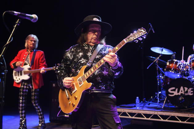 Slade performing at Shepherd™s Bush Empire LONDON, ENGLAND - DECEMBER 17: Dave Hill of ™Slade™ performing at Shepherd™s Bush Empire on December 17, 2025 in London, England. CAP MAR MAR Great Britain Copyright: xMartinxHarris CapitalxPicturesx