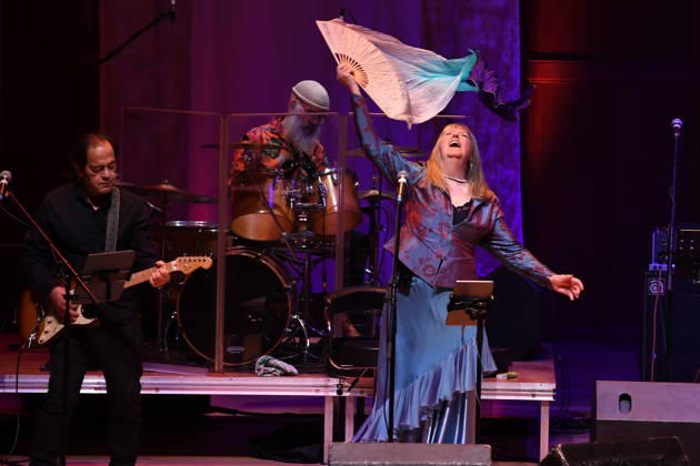 Steeleye Span performing at Cadogan Hall in London LONDON, ENGLAND - DECEMBER 19: Julian Littman, Liam Genockey and Maddy Prior of ™Steeleye Span™ performing at Cadogan Hall on December 19, 2025 in London, England CAP MAR MAR Great Britain UK Copyright: xMartinxHarris CapitalxPicturesx