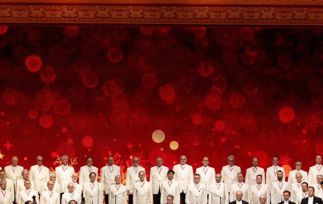 MAASTRICHT The Mastreechter Staar Men s Choir will perform the last of André Rieu s six Christmas concerts at the MECC. Rieu will be accompanied by his Johann Strauss Orchestra, soloists, dancers, and skaters. ANP IRIS VAN DEN BROEK netherlands out - belgium out  Copyright: xx x545522291x originalFilename: 545522291.jpg