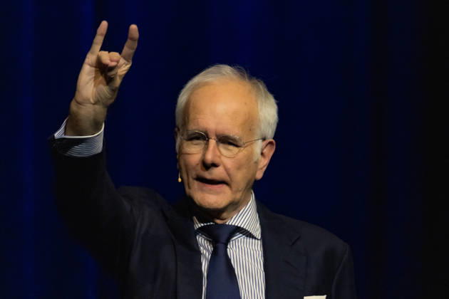 Harald Schmidt Bericht aus Bonn im Theater Bonn 30.12.2025. Harald Schmidt bei seinem Bühnenprogramm BERICHT FÜR BONN - Endgültiges zur Weltlage im Theater Bonn am 30.12.2025. Mit scharfem Humor und analytischer Distanz kommentierte der Entertainer aktuelle politische und gesellschaftliche Themen. Bonn Nordrhein-Westfalen Deutschland Copyright: xBonn.digitalx xMarcxJohnx