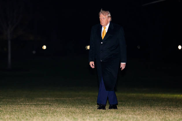 Donald Trump Returns to White House United States President Donald J Trump returns to the White House in Washington, DC, USA, on Sunday, January 4, 2026. Credit: Aaron Schwartz Pool via CNP Washington District of Columbia United States Copyright: xPool ABACAx