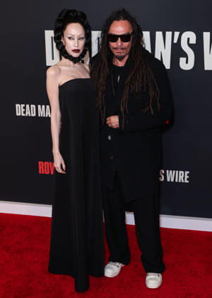 Los Angeles Premiere Of Row K Entertainment s Dead Man s Wire LOS ANGELES, CALIFORNIA, USA - JANUARY 07: Evis Xheneti Shaffer and husband James Shaffer of American nu metal band Korn arrive at the Los Angeles Premiere Of Row K Entertainment s Dead Man s Wire held at AMC The Grove 14 on January 7, 2026 in Los Angeles, California, United States., Credit:Xavier Collin Avalon United States, California, Los Angeles, AMC The Grove 14 Copyright: xXavierxCollinx xAvalonx 1064229771