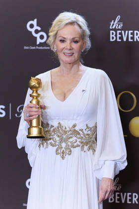 January 11, 2026, Beverly Hills, California, USA: Jean Smart in the press room during the 83rd Annual Golden Globe Awards on Sunday, January 11, 2026, at the Beverly Hilton in Beverly Hills, California. ARIANA RUIZ BNS PI Beverly Hills USA - ZUMAp124 20260111_zaa_p124_215 Copyright: xArianaxRuizx