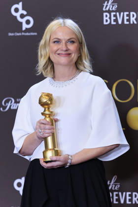 January 11, 2026, Beverly Hills, California, USA: Amy Poehler in the press room during the 83rd Annual Golden Globe Awards on Sunday, January 11, 2026, at the Beverly Hilton in Beverly Hills, California. ARIANA RUIZ BNS PI Beverly Hills USA - ZUMAp124 20260111_zaa_p124_297 Copyright: xArianaxRuizx