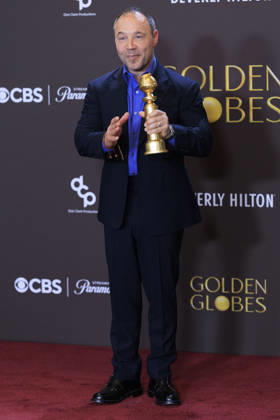 January 11, 2026, Beverly Hills, California, USA: Stephen Graham in the press room during the 83rd Annual Golden Globe Awards on Sunday, January 11, 2026, at the Beverly Hilton in Beverly Hills, California. ARIANA RUIZ BNS PI Beverly Hills USA - ZUMAp124 20260111_zaa_p124_367 Copyright: xArianaxRuizx