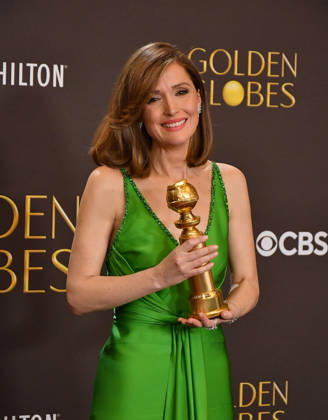 83rd Annual Golden Globe Awards - Press Room Rose Byrne poses wth the golden Globe awards for the best actress in a musical or comedy the 83rd annual Golden Globe Awards at The Beverly Hilton on January 11, 2026 in Beverly Hills, California. Beverly Hills Beverly Hilton California USA Copyright: ximageSPACEx