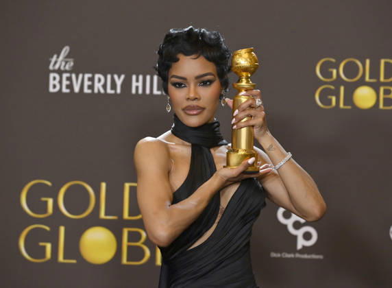 Teyana Taylor appears backstage after winning the award for Best Performance by a Female Actor in a Supporting Role in any Motion Picture award for One Battle After Another during the 83rd annual Golden Globe Awards at the Beverly Hilton in Beverly Hills, California on Sunday, January 11, 2026.  LAP20260111298 JIMxRUYMEN
