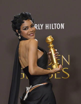 Teyana Taylor appears backstage after winning the award for Best Performance by a Female Actor in a Supporting Role in any Motion Picture award for One Battle After Another during the 83rd annual Golden Globe Awards at the Beverly Hilton in Beverly Hills, California on Sunday, January 11, 2026.  LAP202601112221 JIMxRUYMEN