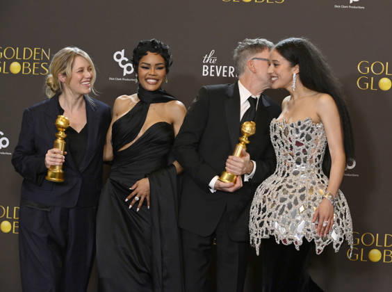 Sara Murphy, Teyana Taylor, Paul Thomas Anderson, and Chase Infiniti appear backstage after winning the award for Best Motion Picture - Musical or Comedy award for One Battle After Another during the 83rd annual Golden Globe Awards at the Beverly Hilton in Beverly Hills, California on Sunday, January 11, 2026.  LAP20260111717 JIMxRUYMEN