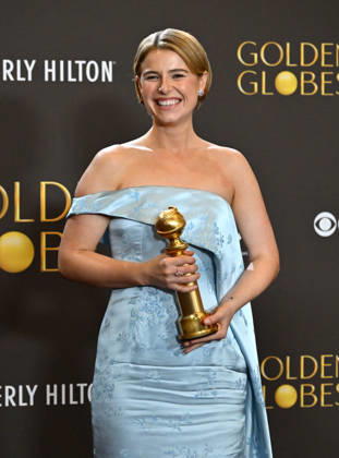 83rd Annual Golden Globes - Press Room Jessie Buckley in the press room at the 83rd Golden Globe Awards at the Beverly Hilton Hotel on January 11, 2025 in Beverly Hills, CA. Beverly Hills Beverly Hilton Hotel California USA Copyright: xLISAxOConnor AFF-USA.comx