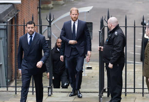 January 19, 2026, London, England, United Kingdom: Prince HARRY, the Duke of Sussex arrives at the Royal Courts Of Justice, central London, for the trial over allegations of unlawful information gathering brought against Associated Newspapers Limited (ANL) by seven people - the Duke of Sussex, Baroness Doreen Lawrence, Sir Elton John, David Furnish, Liz Hurley, Sadie Frost and Sir Simon Hughes. London United Kingdom - ZUMAs262 20260119_zip_s262_002 Copyright: xTayfunxSalcix